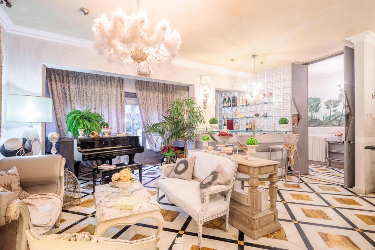 מרינה די מסה Hotel Luciana מראה חיצוני תמונה